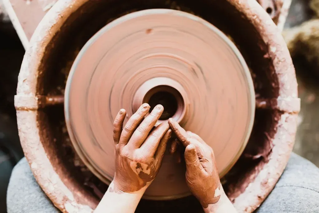 Learn pottery